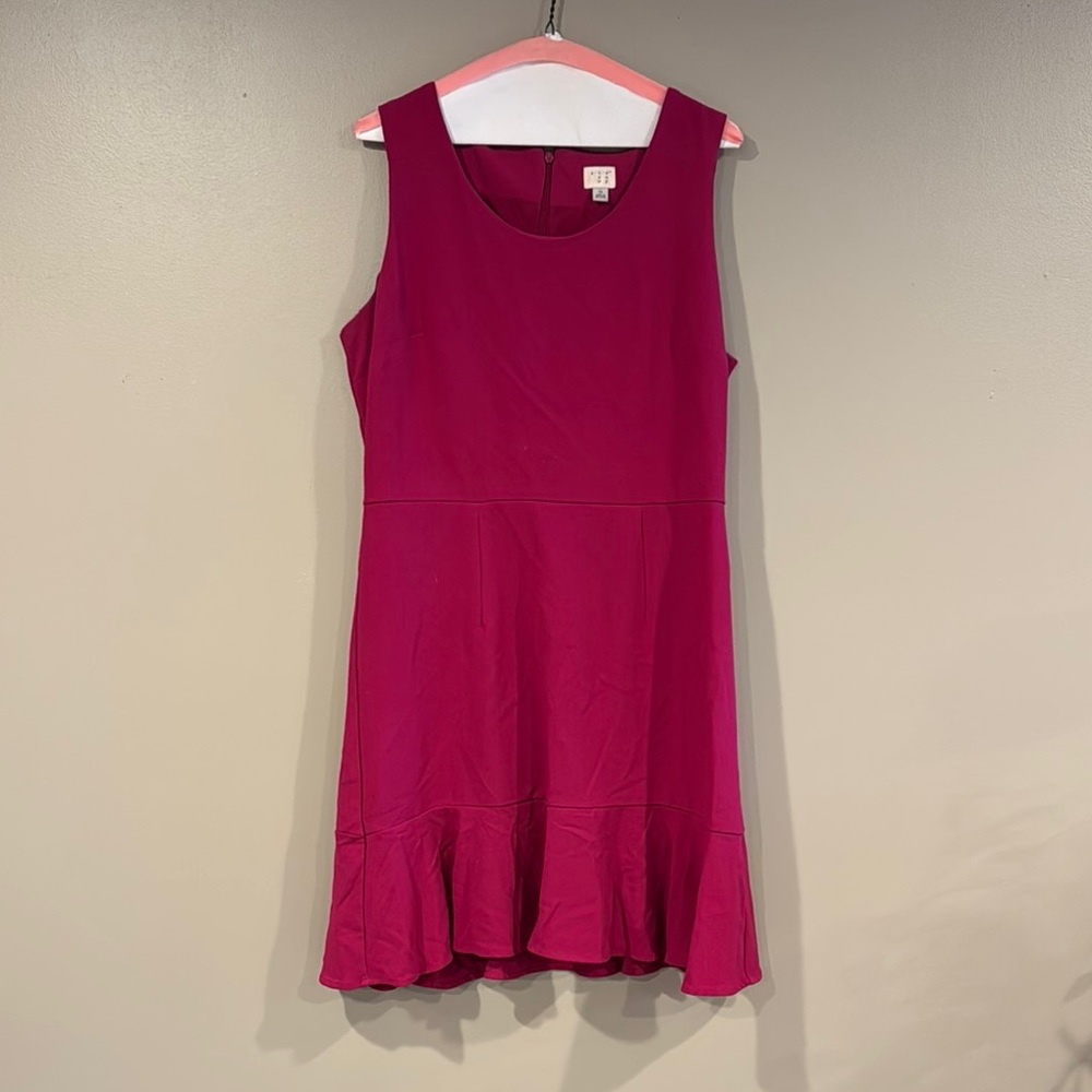 Elegant Sleeveless Pink Dress